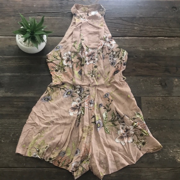 Angel Biba Pants - ANGEL BIBA Blush Floral Romper - EUC